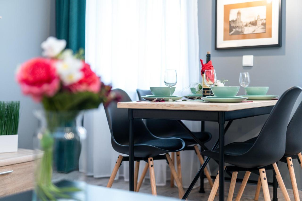 Deluxe Old Town Apartment By Noclegi Renters Poznan Exterior photo